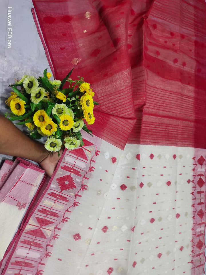 Devika Dhara Dhakai Jamdani Saree