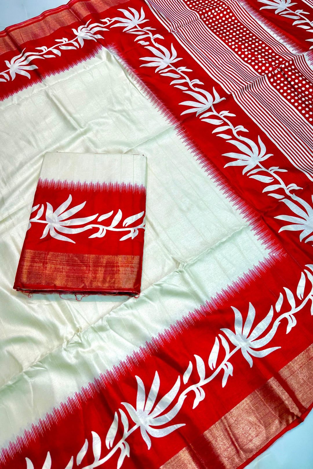 Borshar Gaan Bapta Tussar Silk Saree
