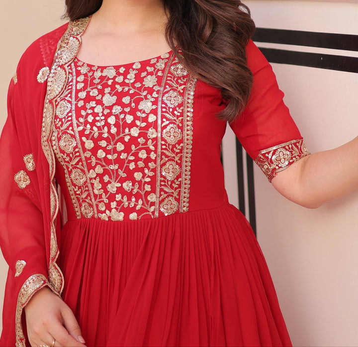 Illume Essence Fancy Silk Gown Set