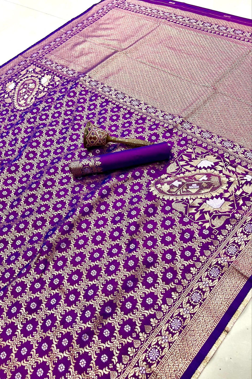 Golden Horizon Banarasi Silk Saree