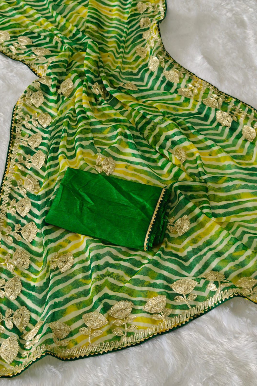 Lily of Dreams Georgette Silk Saree