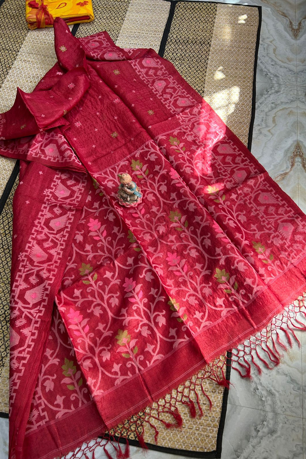Golapi Mon Gachi Tussar Jamdani Saree