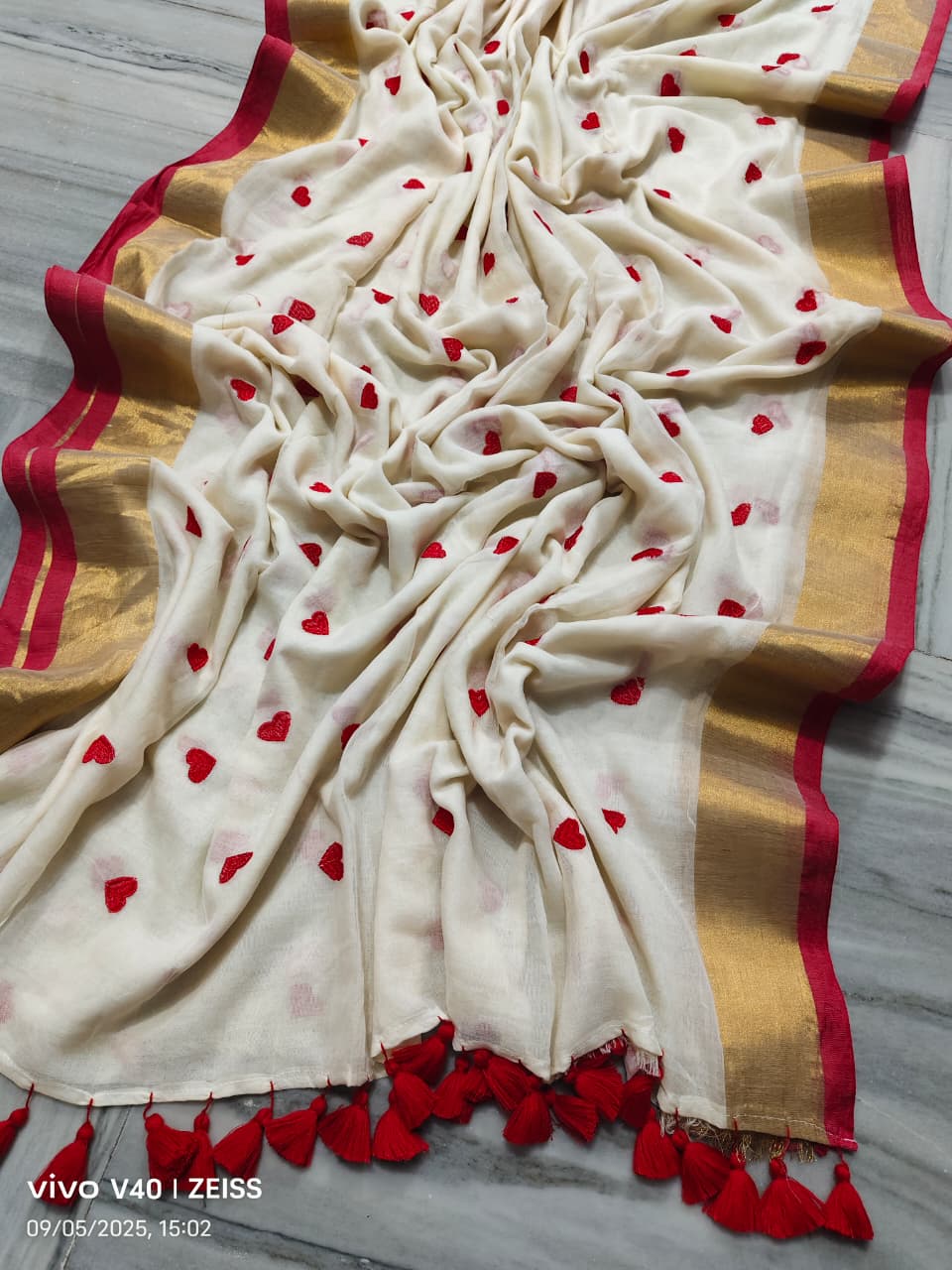 Love Embroidery Mul Cotton Saree
