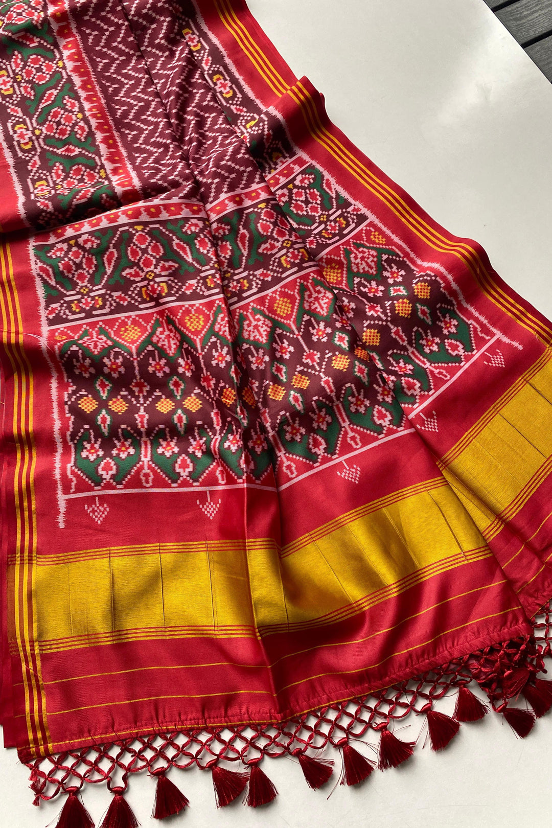 Seraphic Shine Bandhej Patola Silk Saree