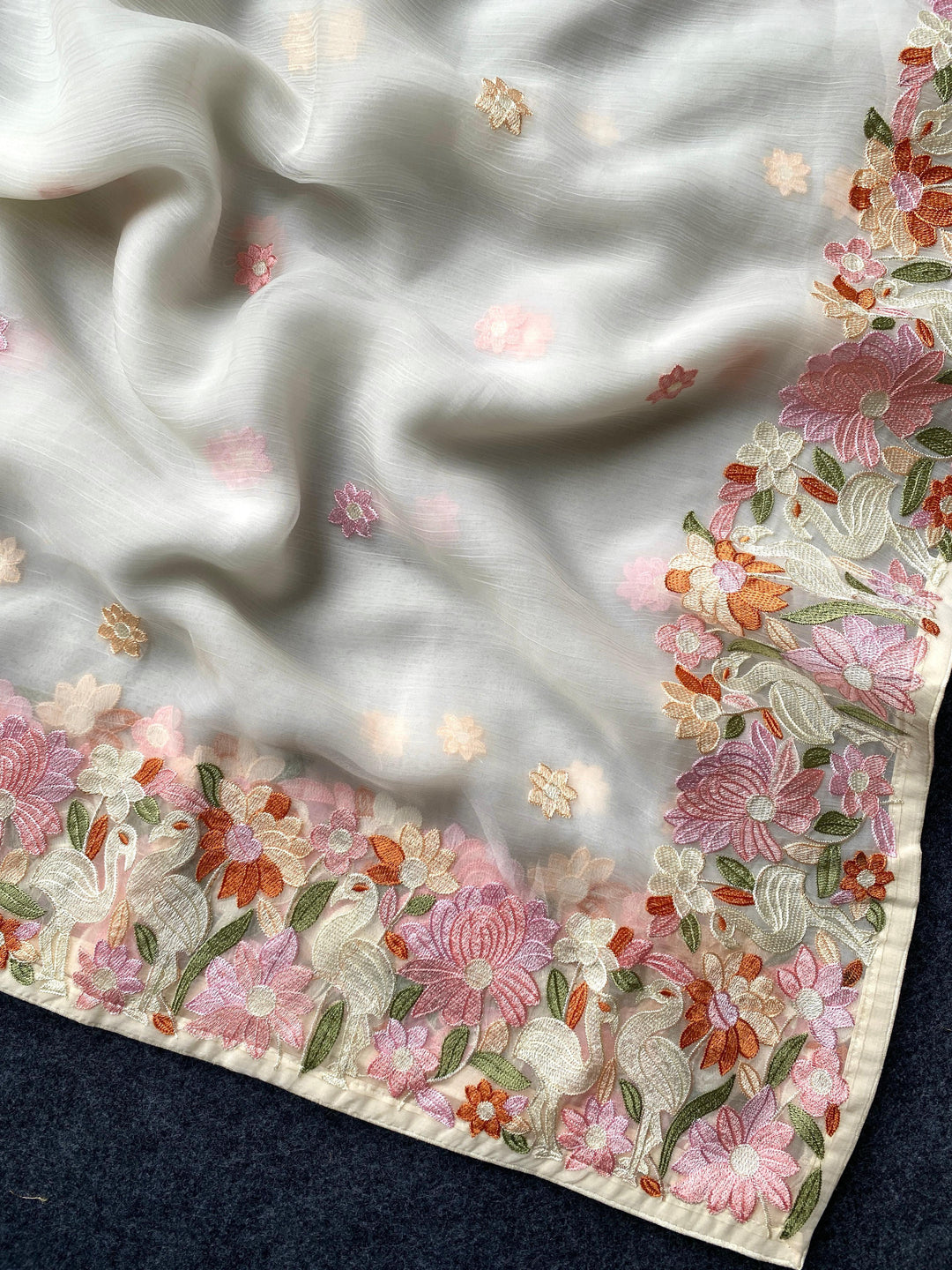 Malati Gunjan Fancy Chiffon Saree