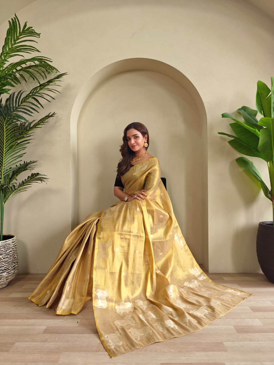 Divine Kamdhenu Tissue Silk Saree