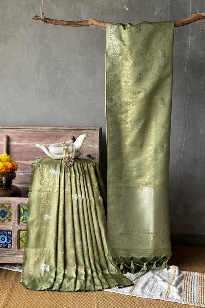 Glow of Glory Kanjivaram Silk Saree