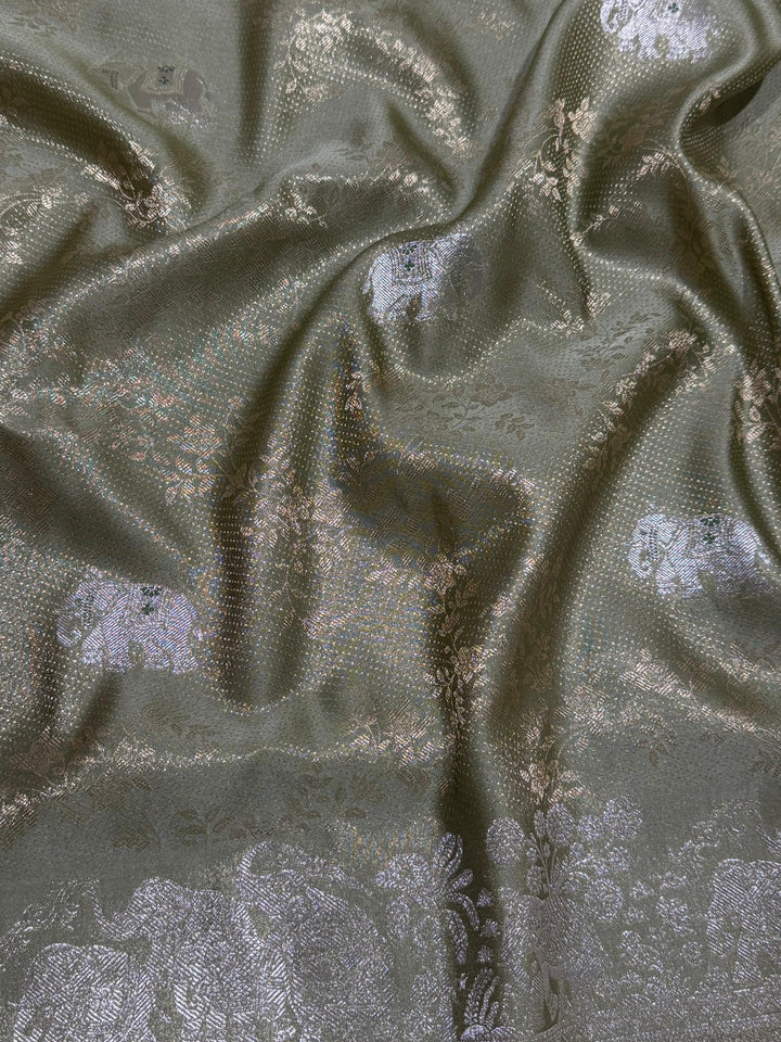 Glow of Glory Kanjivaram Silk Saree