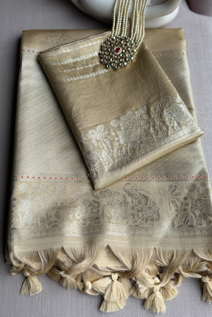 Glow of Glory Kanjivaram Silk Saree