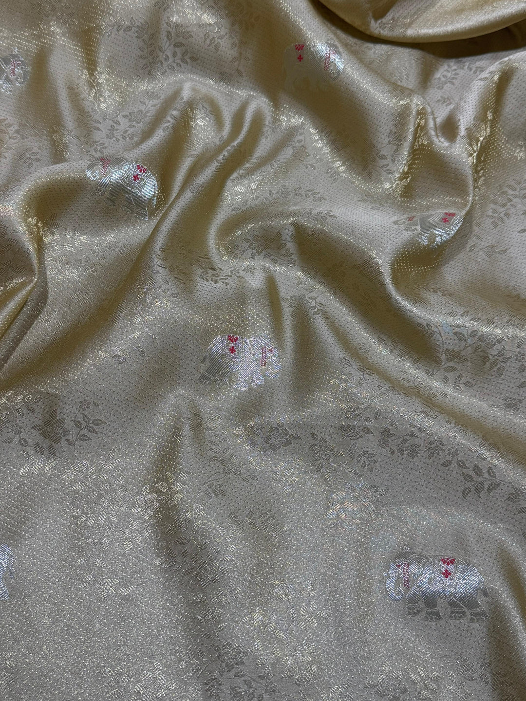 Glow of Glory Kanjivaram Silk Saree