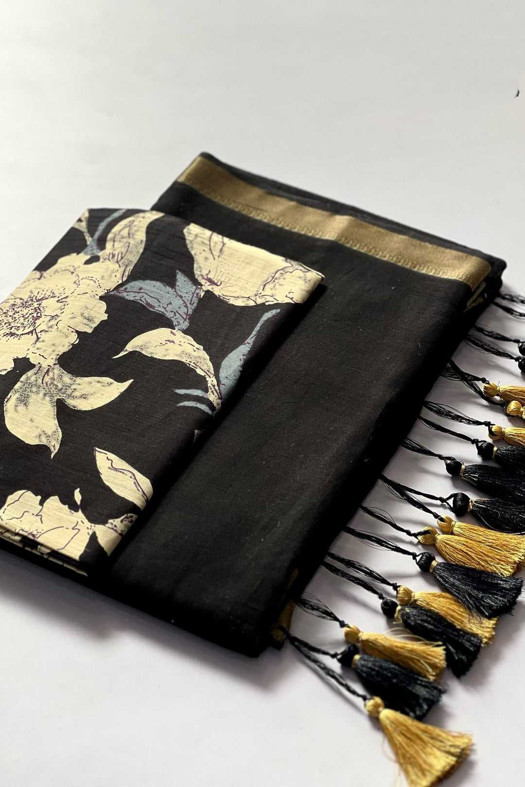 Glory Of Gold Fancy Cotton Saree