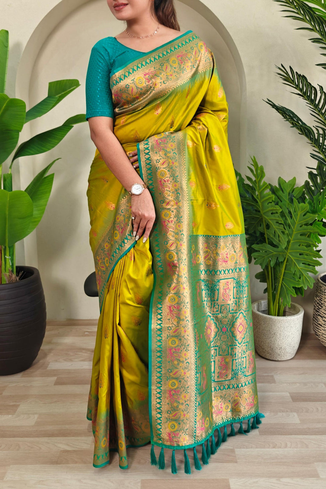Sunset Secretes Paithani Silk Saree
