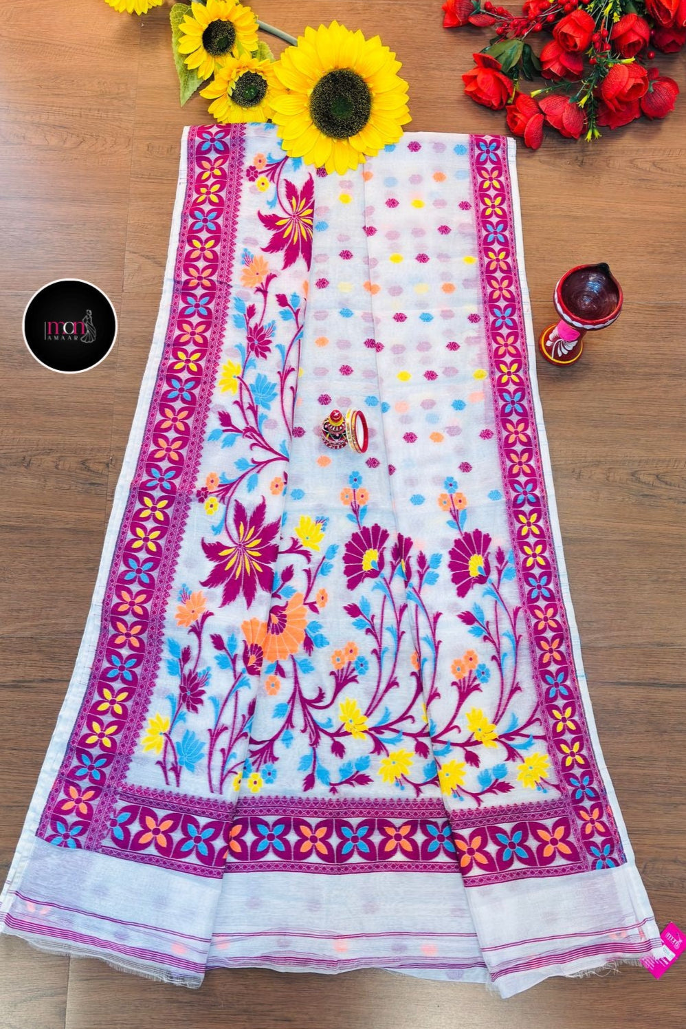 Bengal Blossom -Dhakai Jamdani Saree