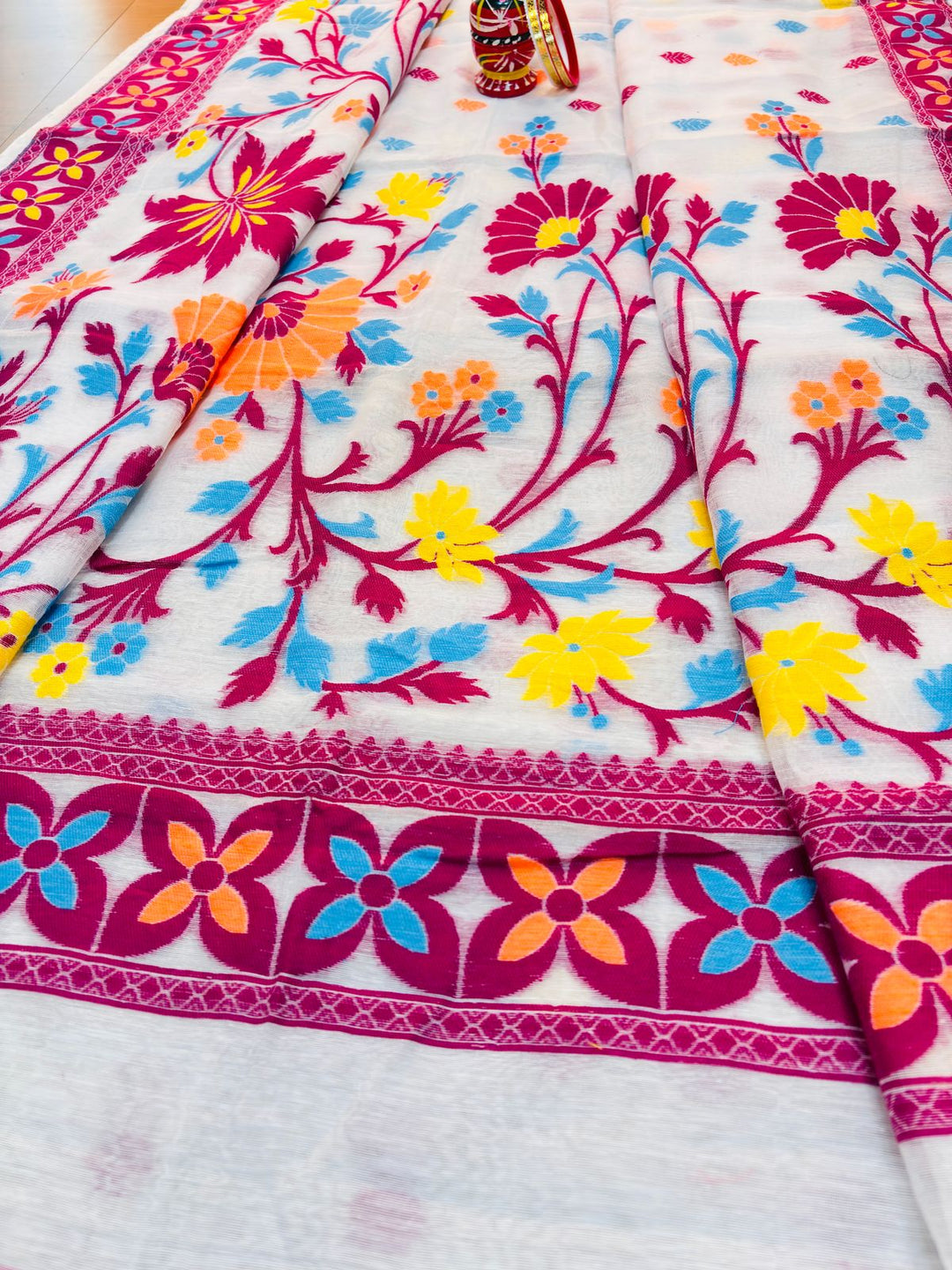 Bengal Blossom -Dhakai Jamdani Saree