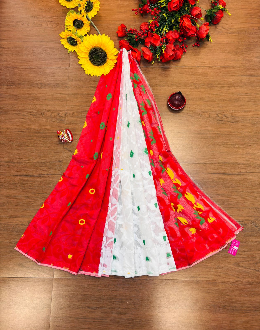 Bisakha Bengal Dhakai Jamdani Saree