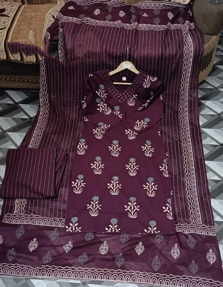 Chemistry Of Fondness Cotton Kurti Set