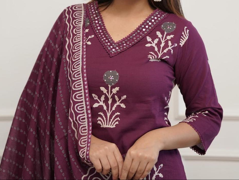 Chemistry Of Fondness Cotton Kurti Set