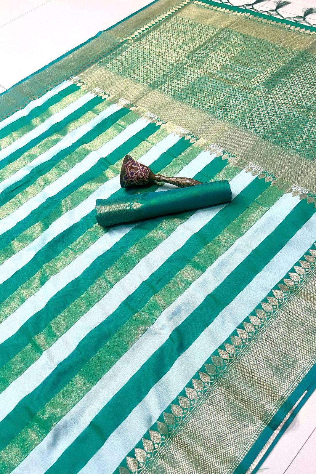 Travel Couple Banarasi Silk Saree