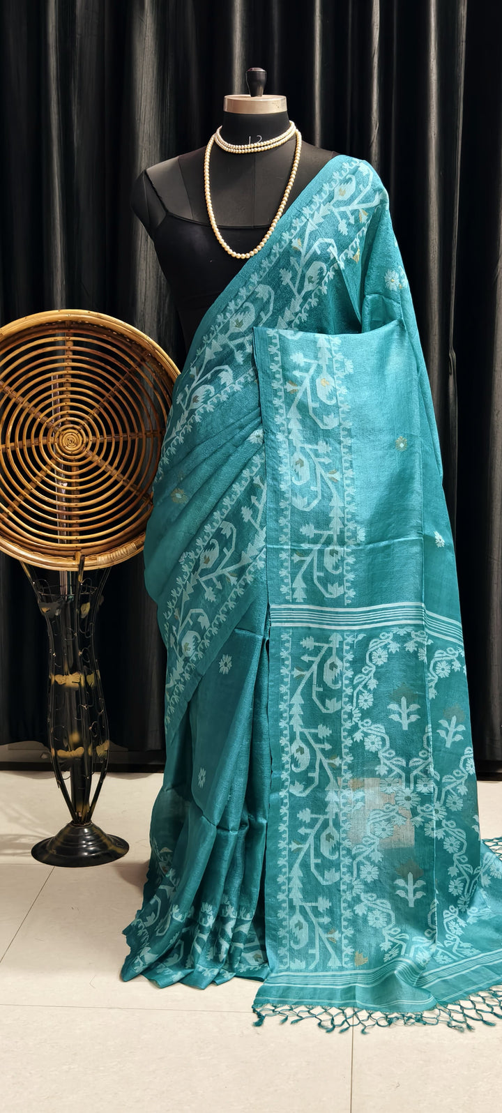 Kachha Sona Gachi Tussar Blue Jamdani Saree