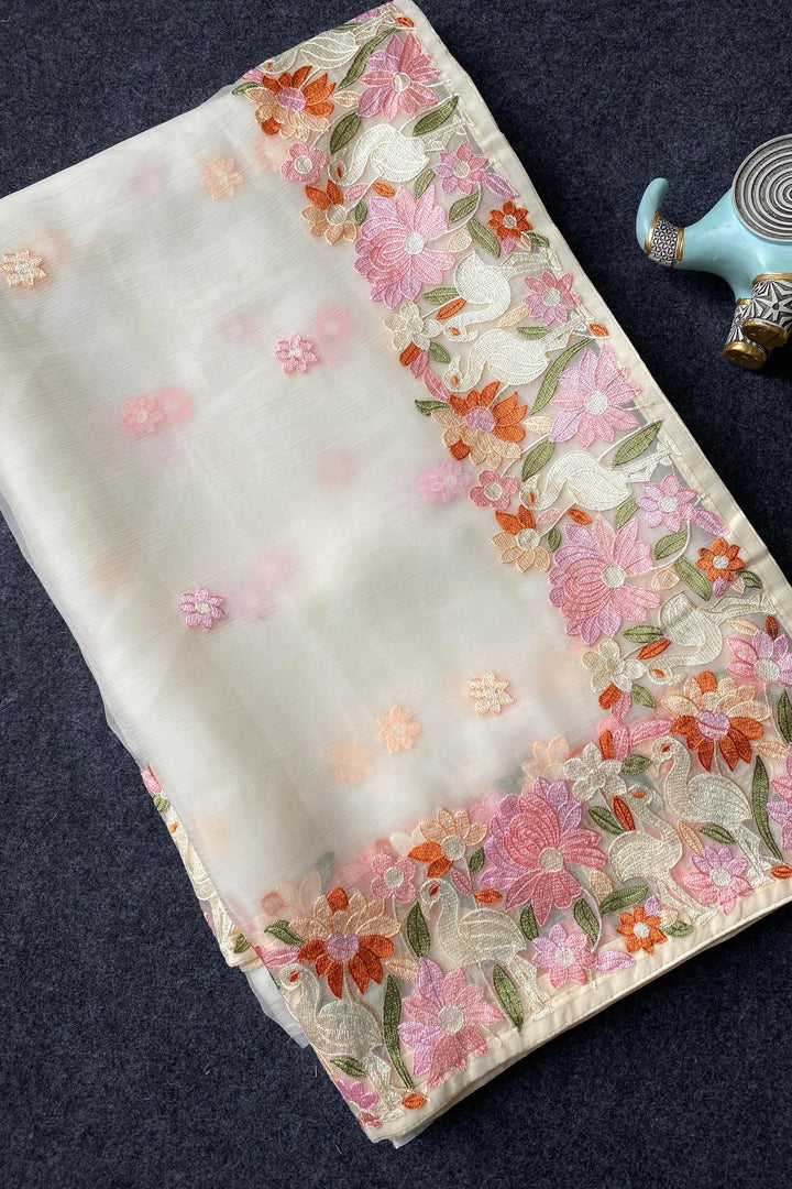 Malati Gunjan Fancy Chiffon Saree