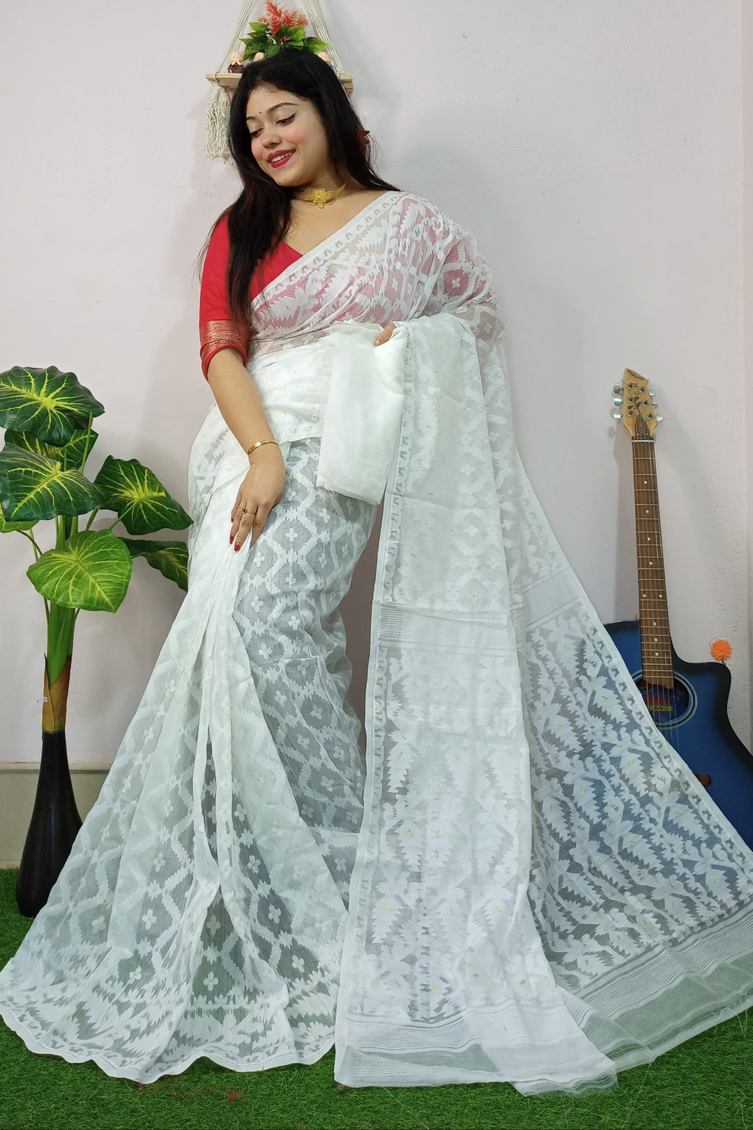 Moner Majhe Dhakai Jamdani Saree