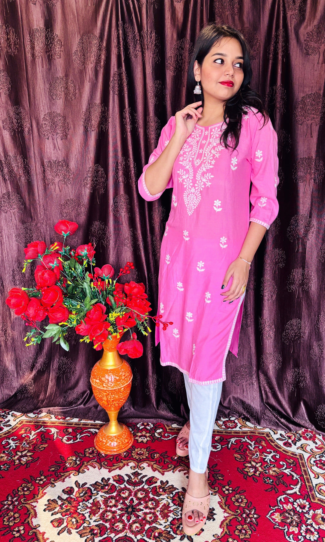 Contrasting Color With Kurti Set