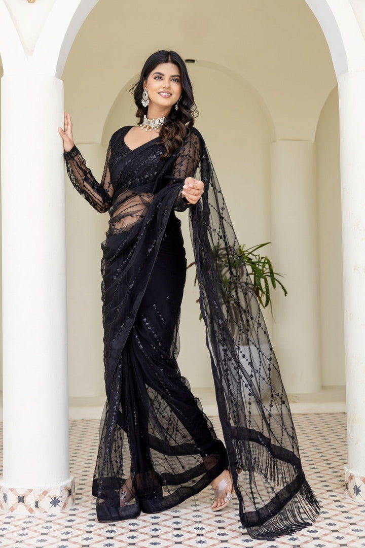 The Rebel Women - Net Saree