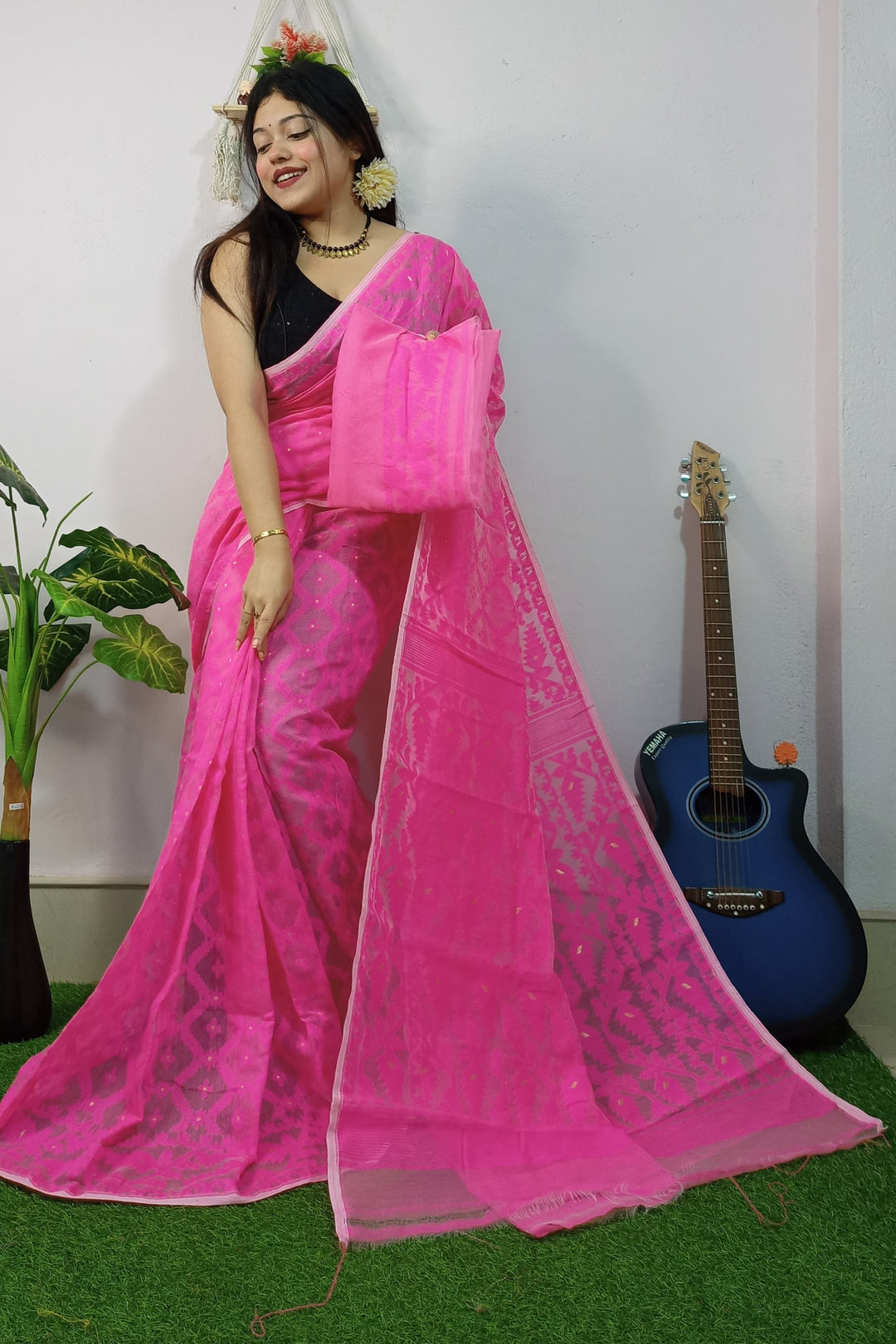 Moner Majhe Dhakai Jamdani Saree