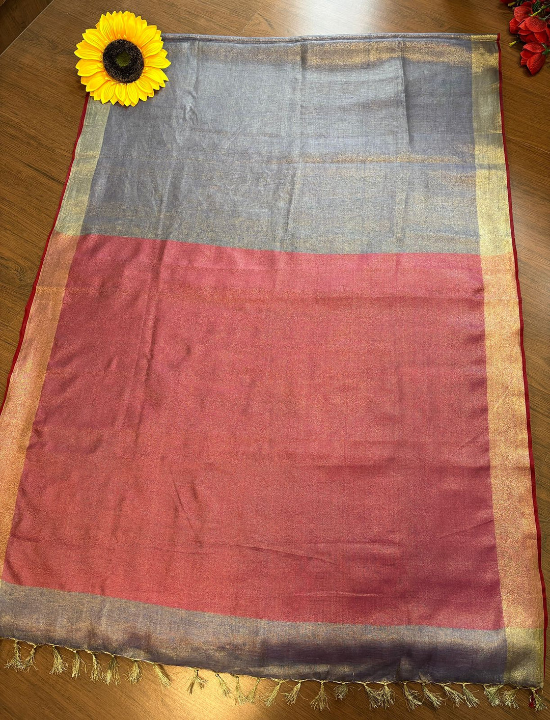 Beloved Tissue Linen Saree