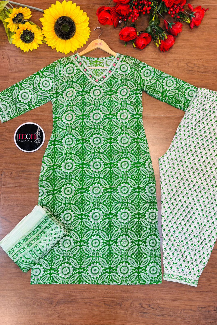 Adorable Green Cute Pockets Cotton Kurti Set