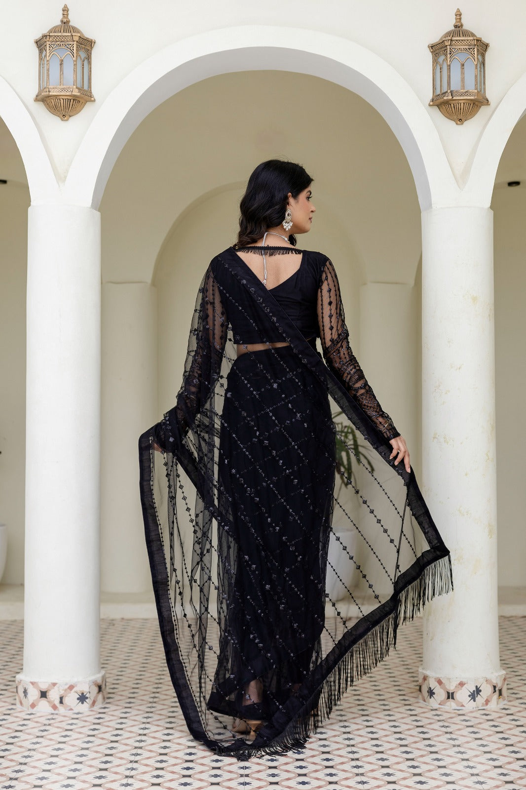 The Rebel Women - Net Saree
