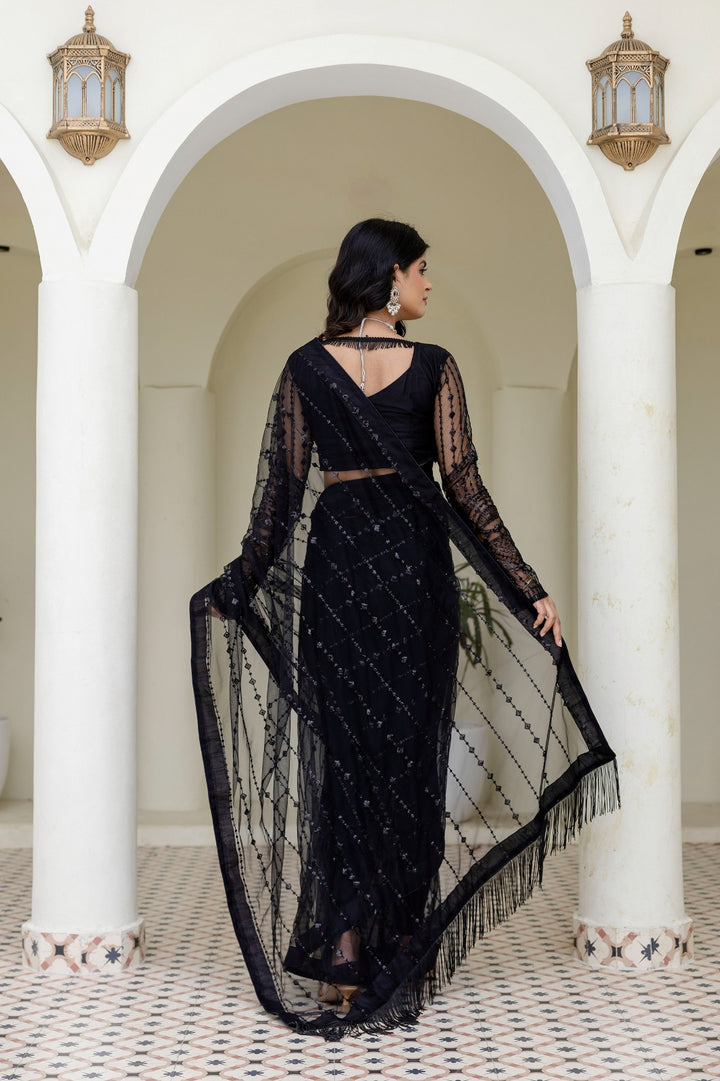 The Rebel Women - Net Saree