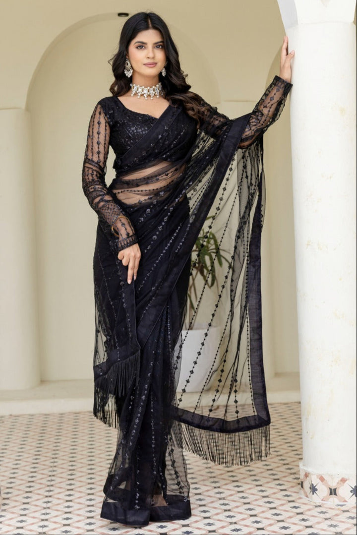 The Rebel Women - Net Saree