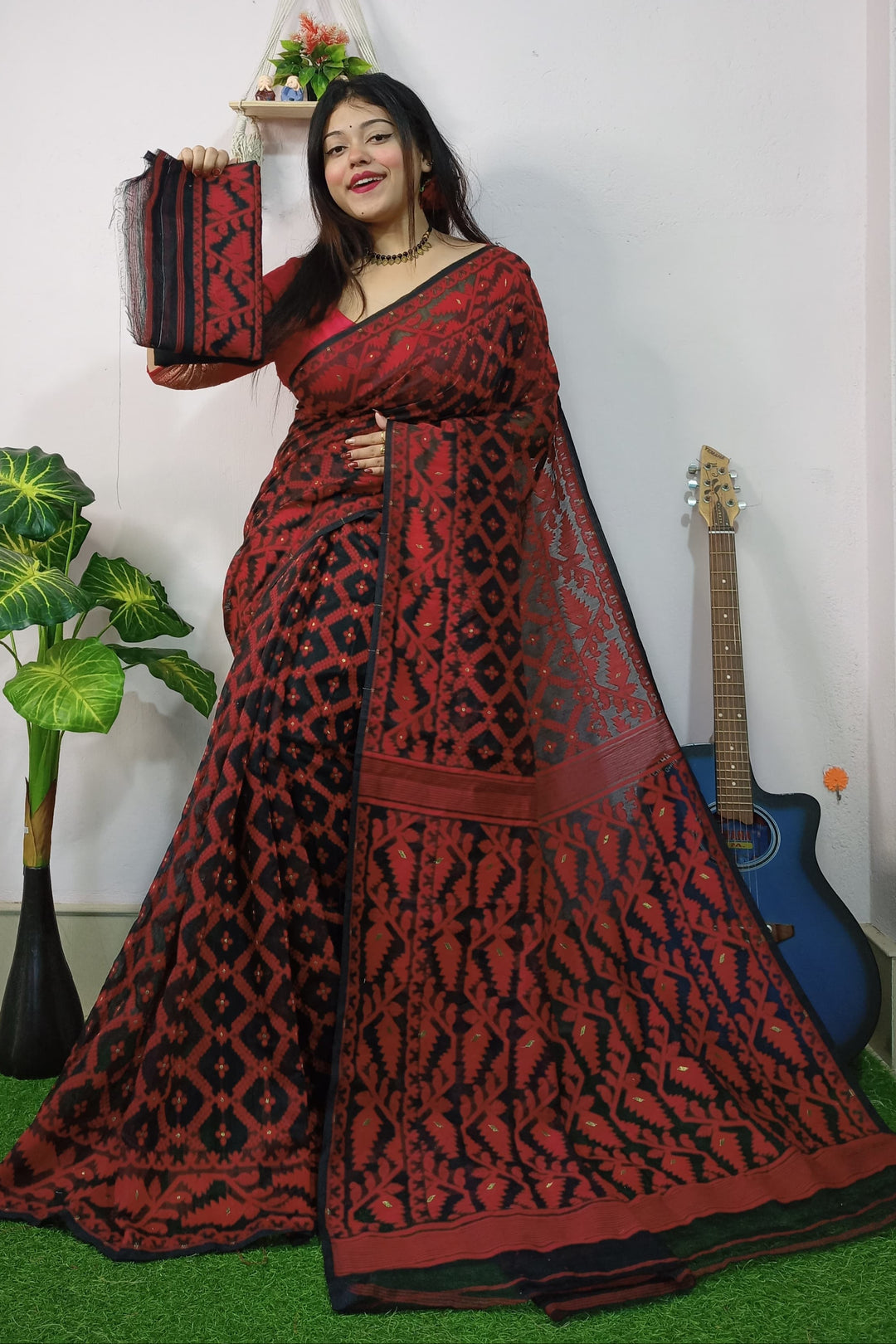 Moner Majhe Dhakai Jamdani Saree