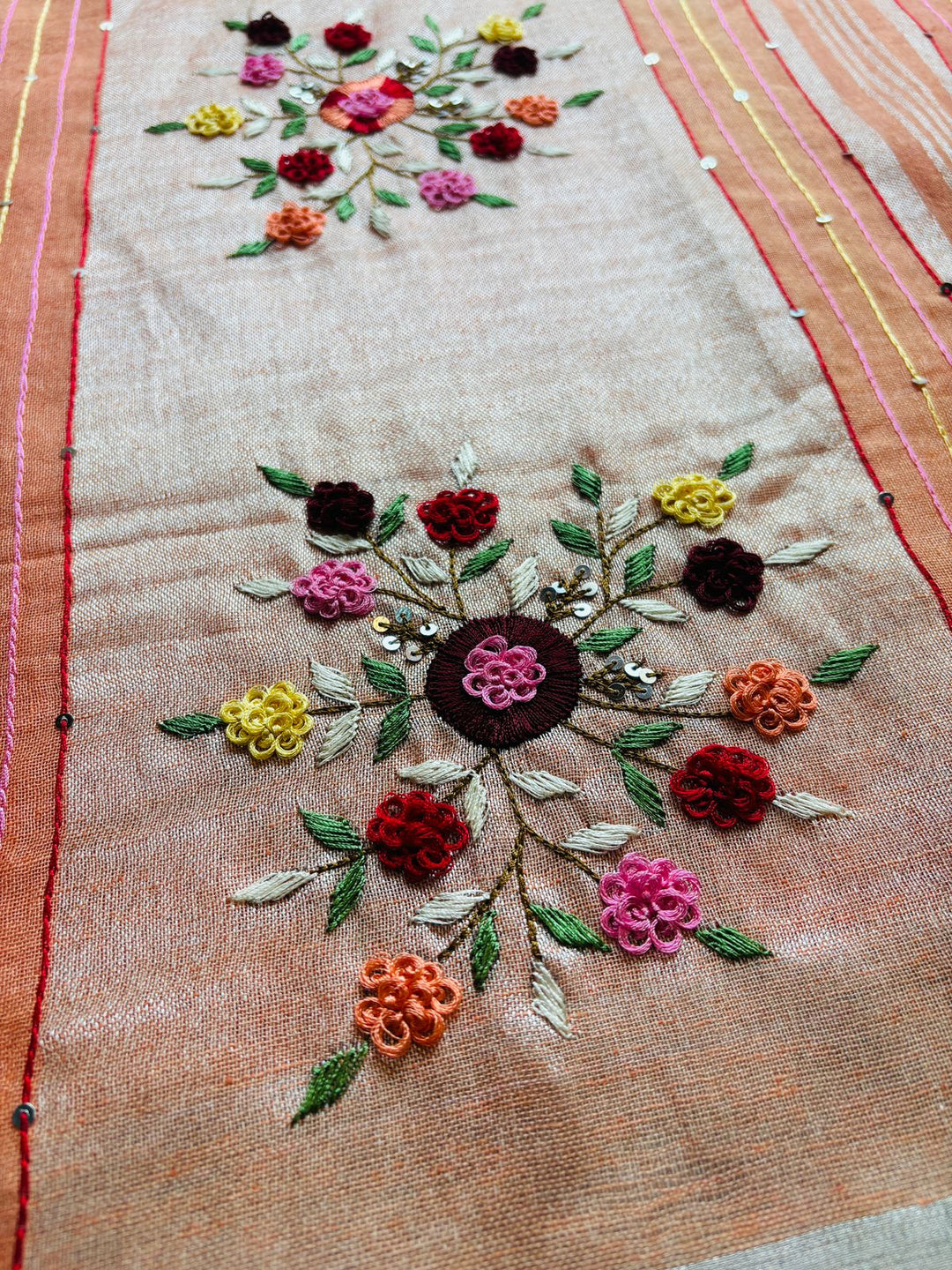 Arty-Crafty Pure Hand Embroidered Linen Saree