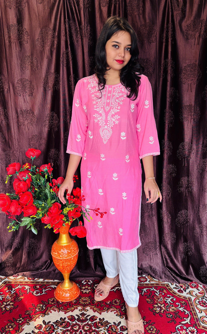 Contrasting Color With Kurti Set