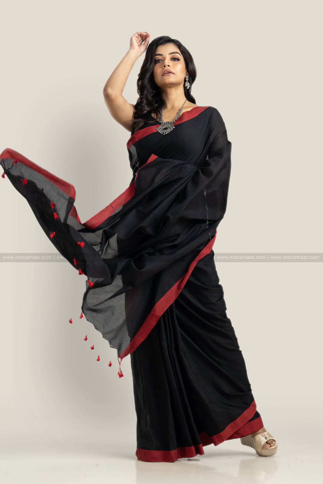 Black Gini Bengal Khadi Saree
