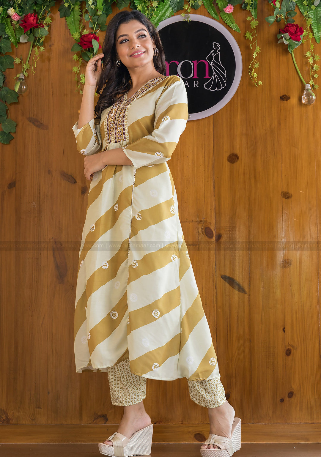 Rangoli Leheriya Jaipur Kurti Set