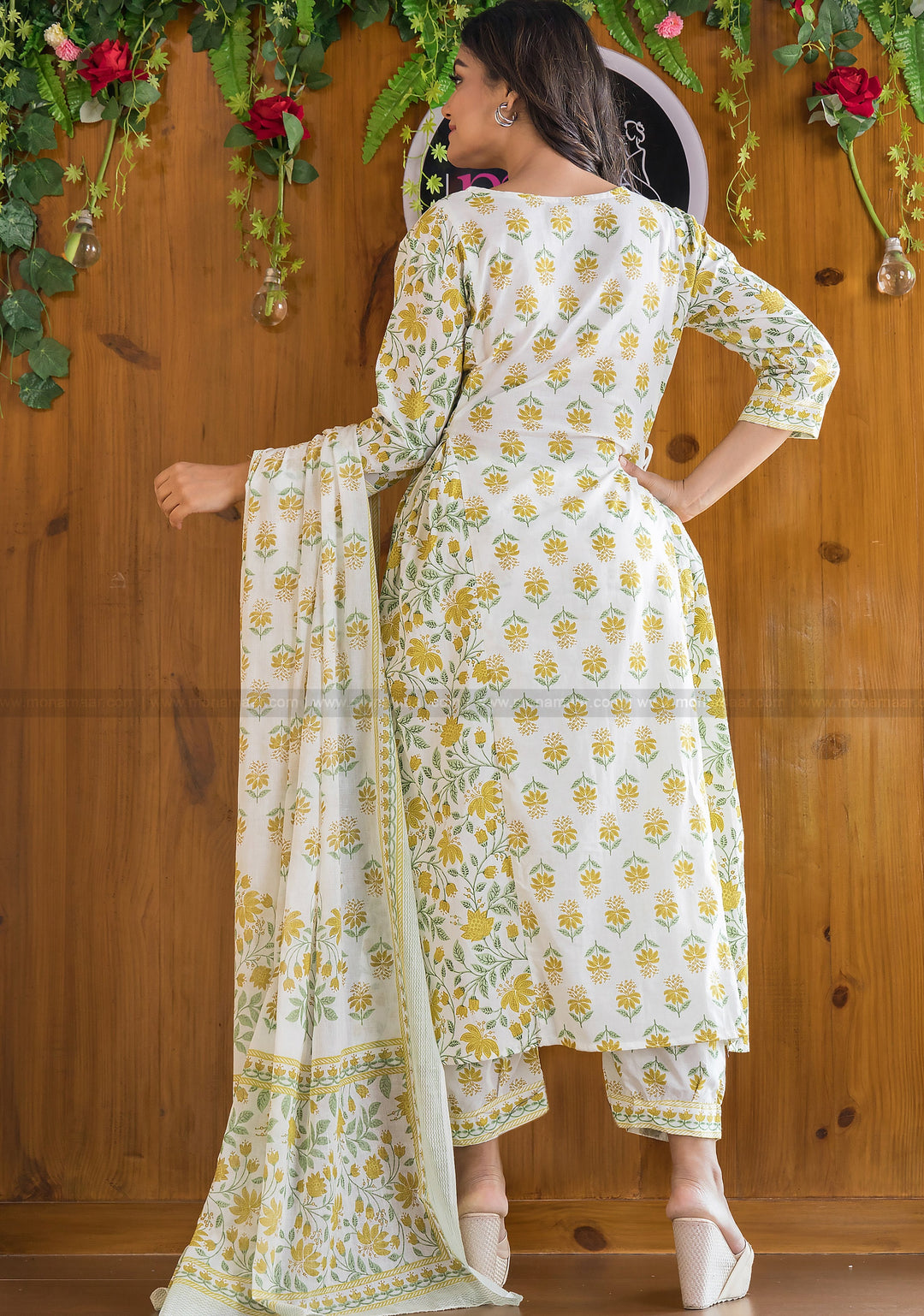 Made In Floral Suit Set(Upbeat Yellow and White Combo)