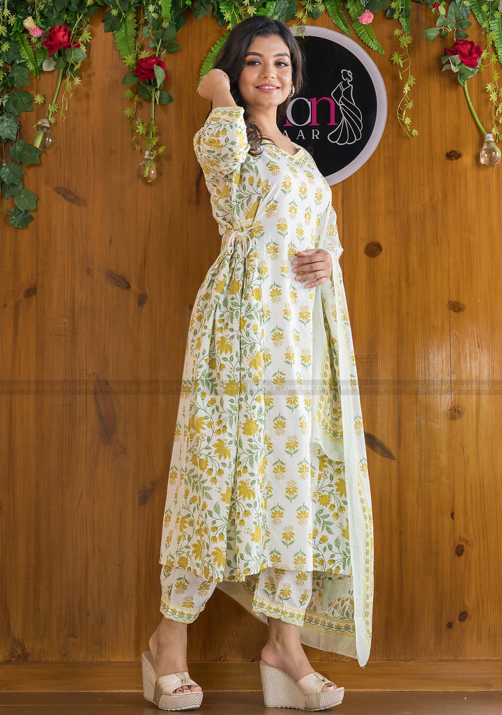 Made In Floral Suit Set(Upbeat Yellow and White Combo)