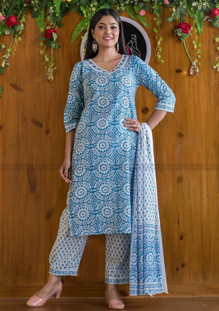 Cute Pockets Straight Cotton Kurti Set(Spirit Of Blue)