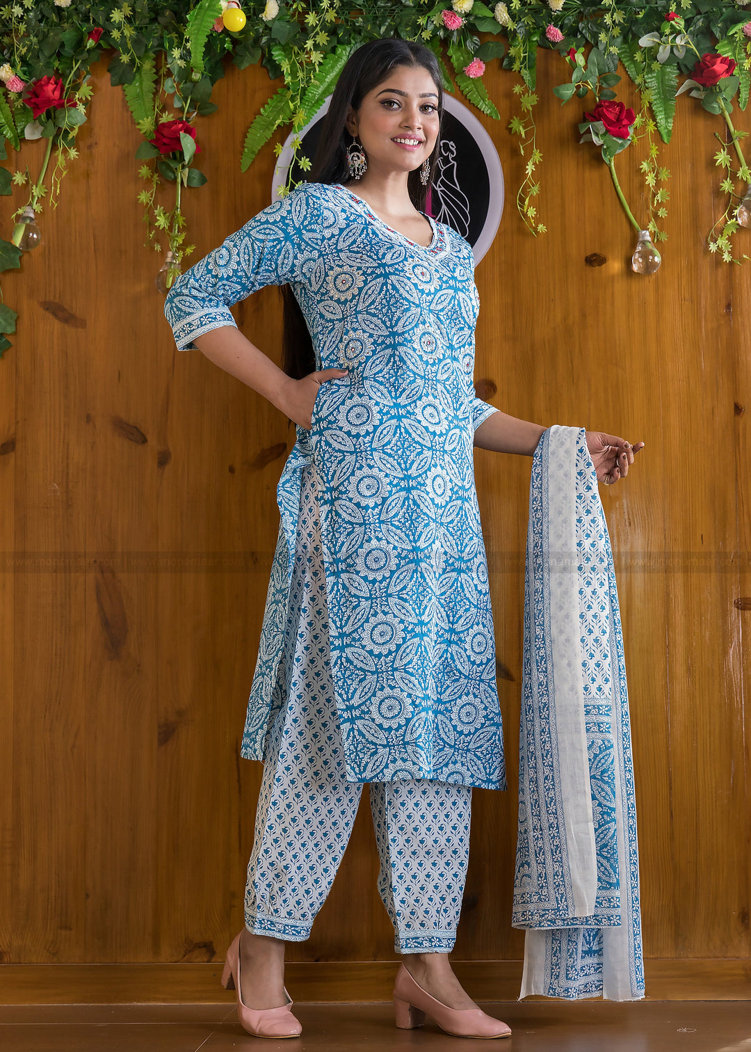 Cute Pockets Straight Cotton Kurti Set(Spirit Of Blue)