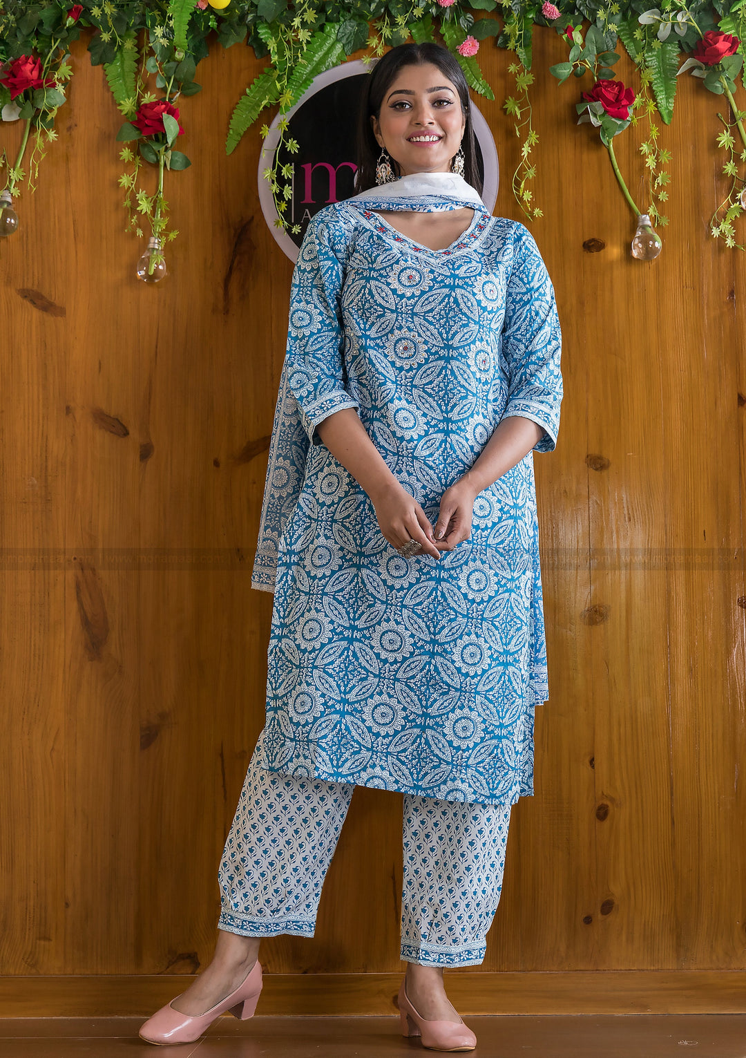 Cute Pockets Straight Cotton Kurti Set(Spirit Of Blue)