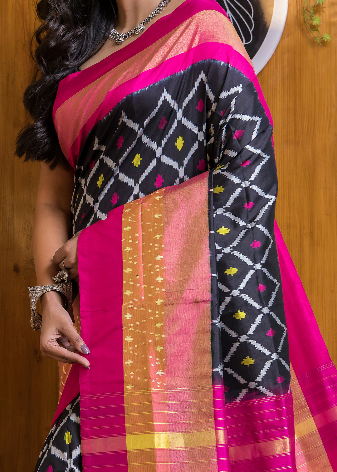 Ikkat Connection (Hand woven Saree)