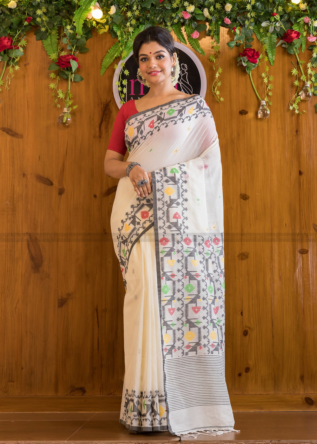 Aromatic Bengal Jamdani Saree