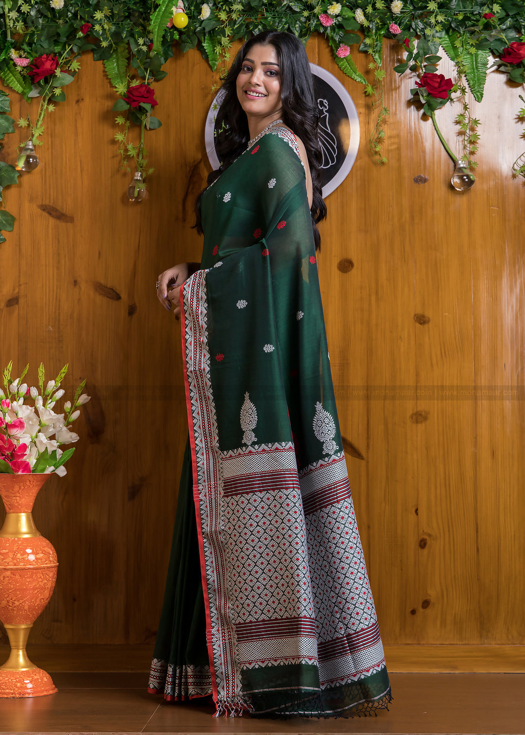 Worthy Cotton Jamdani (Antique Green) Saree