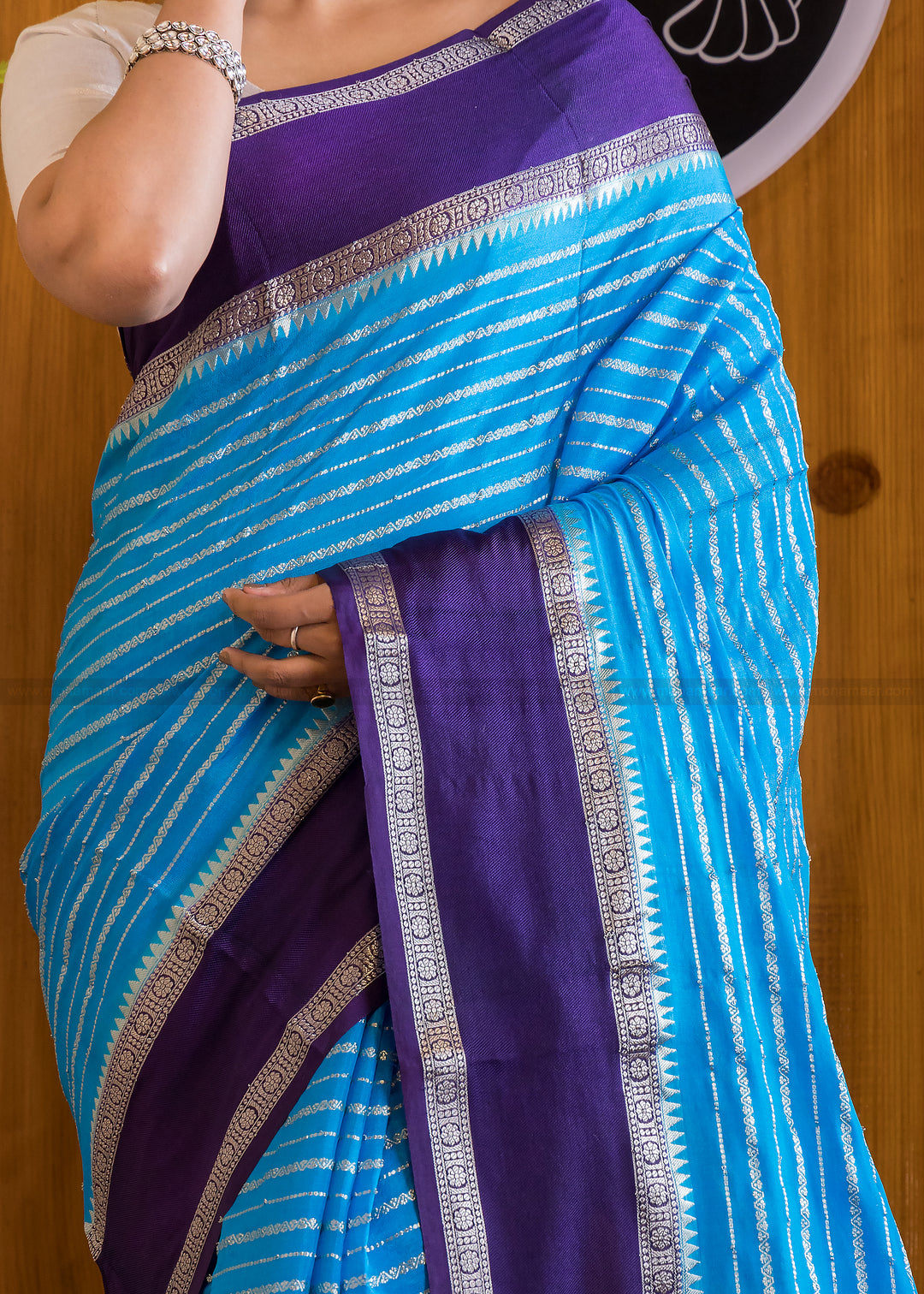 Dreamy Feroza Banarasi Saree