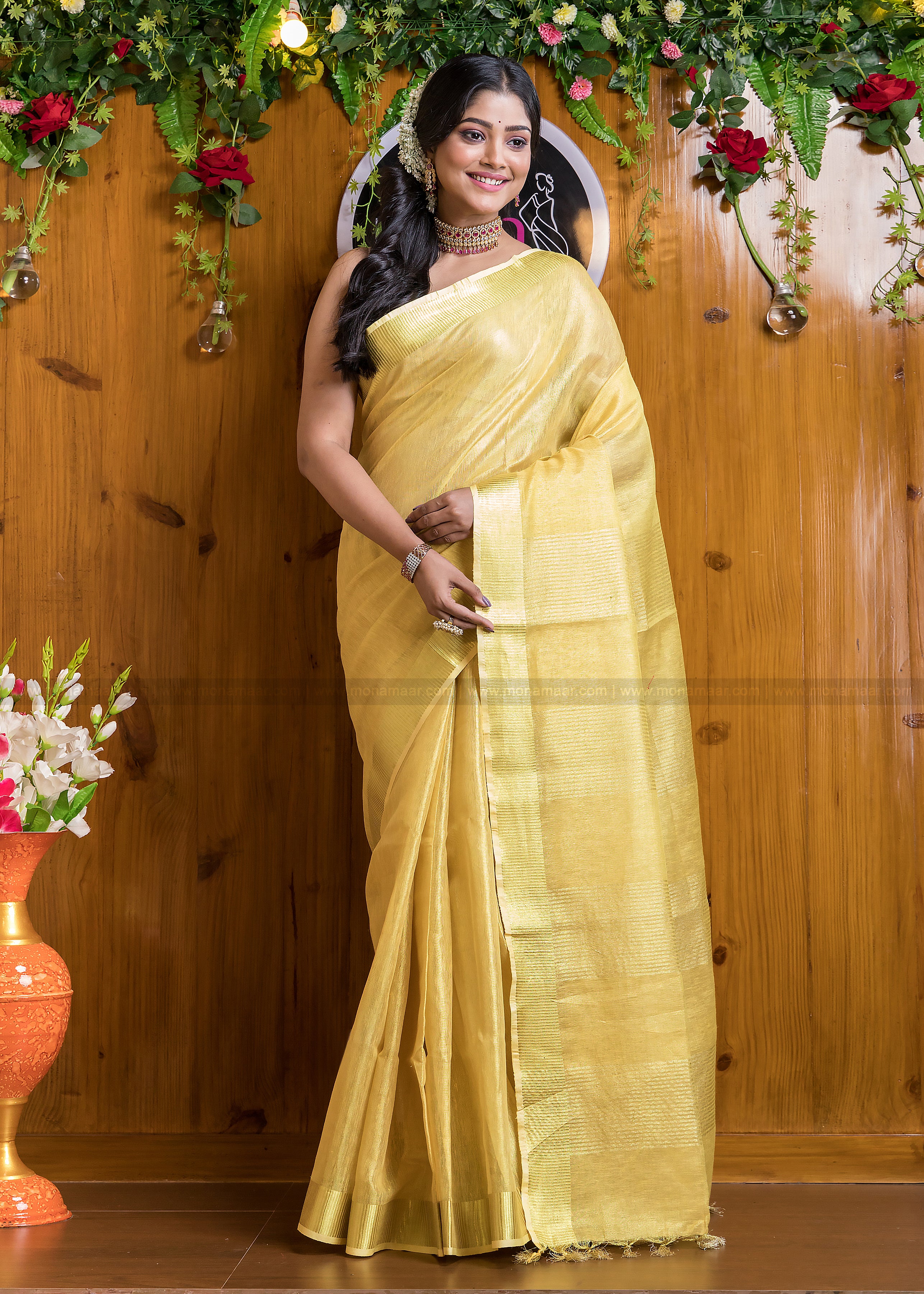 Golden Diva- Pure Handwoven Tissue Linen Saree – Monamaar