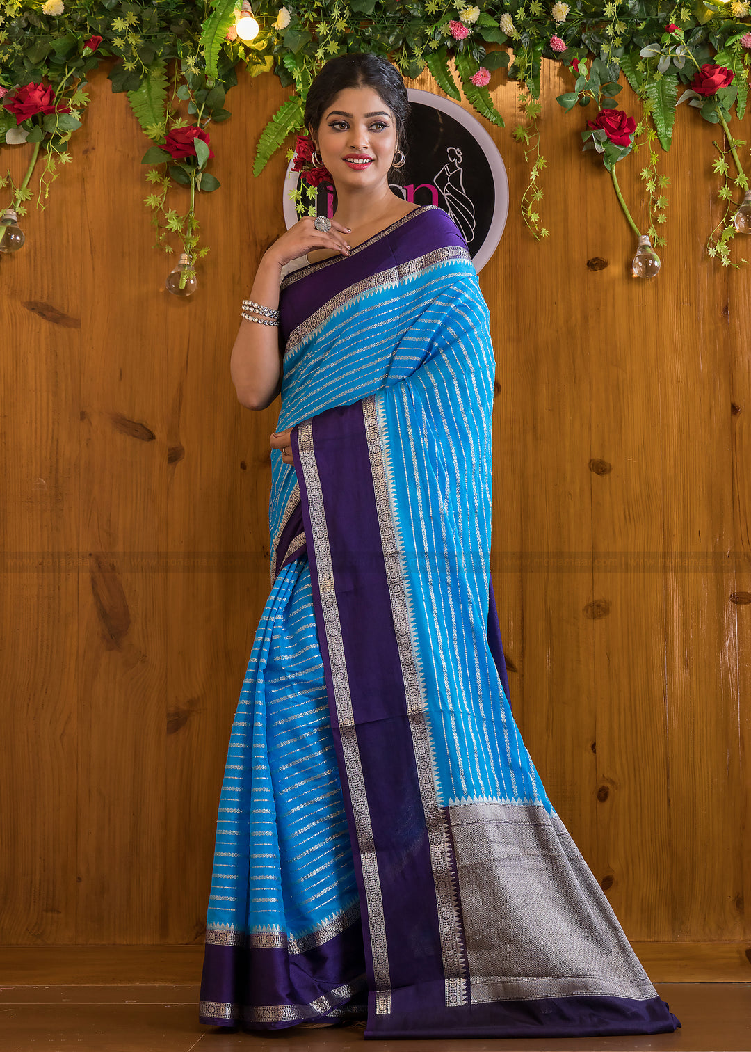 Dreamy Feroza Banarasi Saree