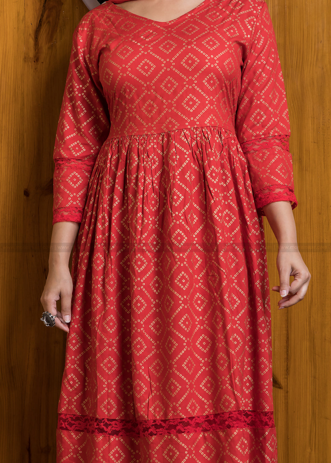 Gift Of Red Anarkali Kurti Set